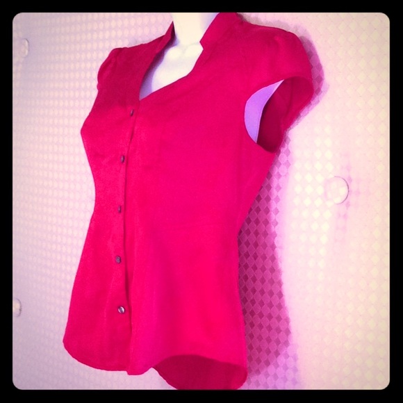 Express Tops - 💕EXPRESS💕 CAP SLEEVE BUTTON DOWN FITTED FLARE BLOUSE NWOT❣️